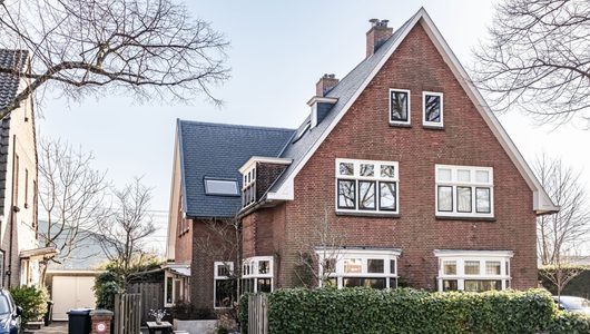 De villa van Elise Schaap in Bloemendaal