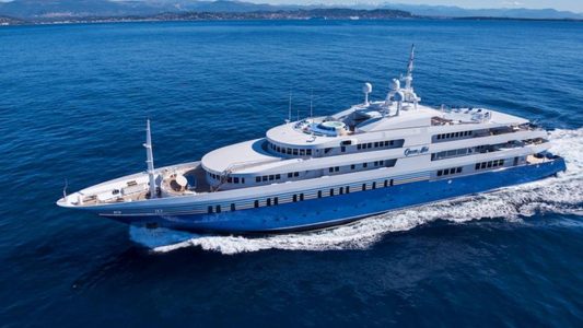 superjacht queen miri is het duurste huurjacht ter wereld Pure Luxe