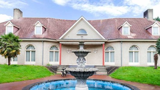 johan vlemmix eindhoven miljoenenvilla woning Pure Luxe