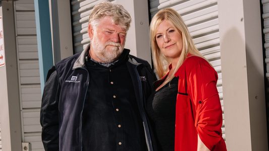 Storage Wars-01