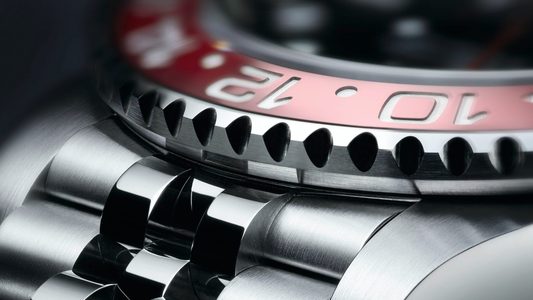 Terwijl Rolex-prijzen dalen, behoudt de populaire Rolex Pepsi zijn waarde op de tweedehandsmarkt