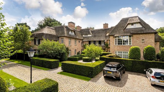 De villa van Ronald Koeman