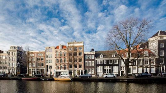 Youp van 't Hek grachtenpand