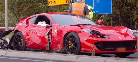 Ferrari ongeval Twente