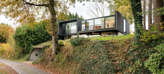 Illustratie voor: Prachtige glazen villa met adembenemend uitzicht te koop aangeboden in België