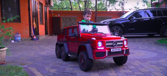 Illustratie voor: Mini Mercedes-Benz G63 AMG 6×6 te koop bij Bol.com
