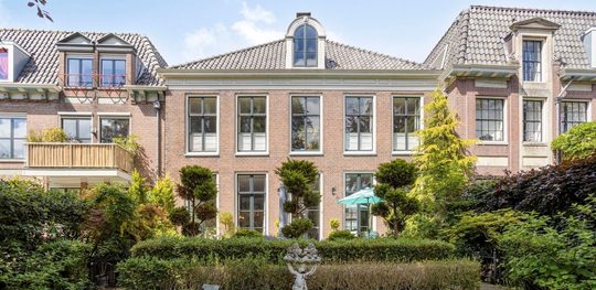De woning van Fons van Westerloo in Edam
