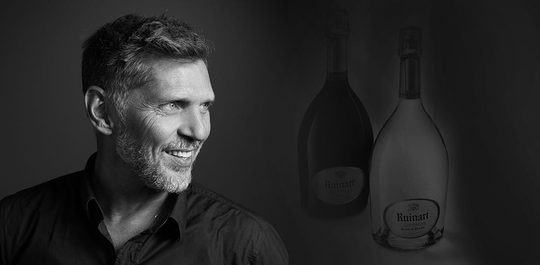 Illustratie voor: Champagnehuis Ruinart Gaat Samenwerking Aan met Fotograaf Erwin Olaf