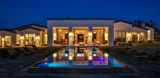 Malibu residence zuma beach Pure Luxe