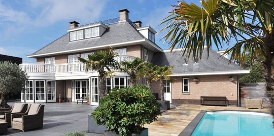 luxueuze villa den haag madestein Gravin Magteldlaan Pure Luxe