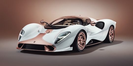 De De Tomaso P72