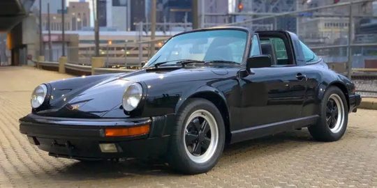 De voormalige Porsche 911 Carrera Targa van Tom Cruise