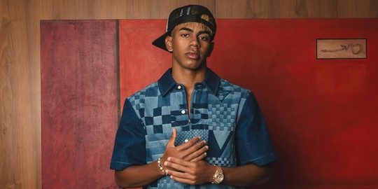Lamine Yamal draagt een fraai horloge van Audemars Piguet