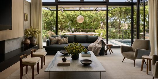 De living van de villa van Maria Sharapova