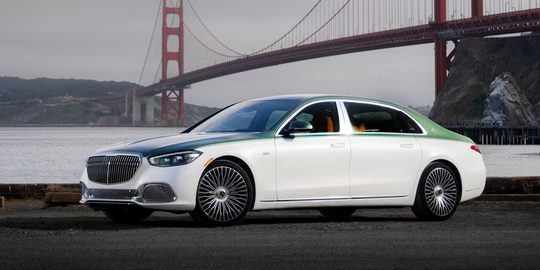 De Mercedes-Maybach Emerald Isla Edition.