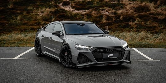 De voorzijde van de Audi RS7 ABT