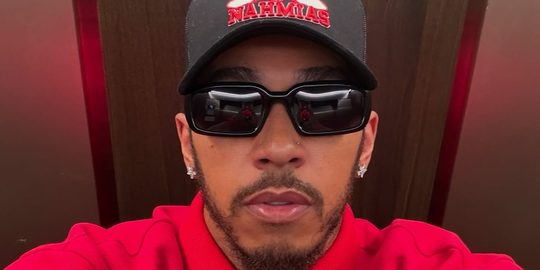 Lewis Hamilton, de man die een Ferrari F40 bezit