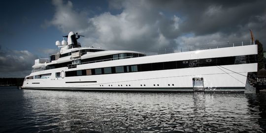 feadship PURE LUXE