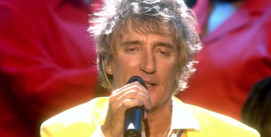 Rod Stewart geeft een mega genereus fooi van € 12000 aan hotelpersoneel