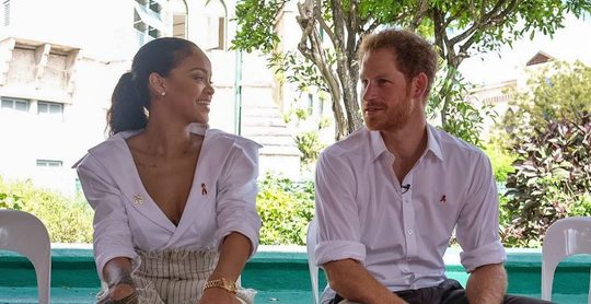 rihanna-forbes-artiest-zangeressen-vermogen-Pure-Luxe-2