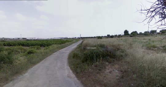 Industriepark Polígono La Ceja-Cañada nabij Valencia, Spanje, waar Elon Musk en Amancio Ortega om strijden