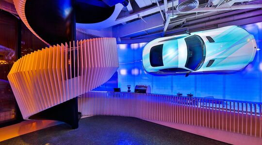 Illustratie voor: Grootste Mercedes Store ter Wereld Opent Deuren in Peking