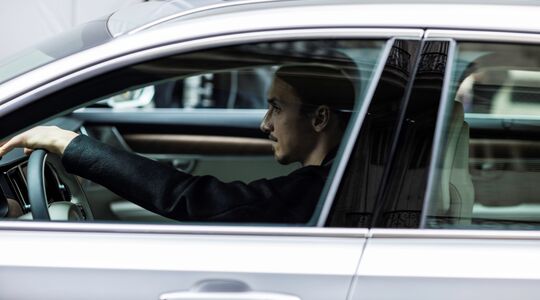 Illustratie voor: Zlatan Ibrahimović in nieuwe Volvo V90-campagne