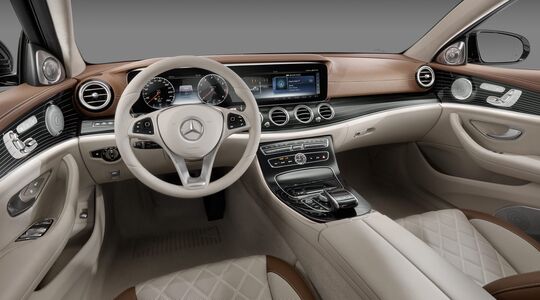 Illustratie voor: Nieuwe Mercedes-Benz E-Klasse Wint Onderscheiding voor Interieurdesign 