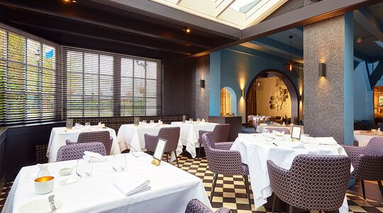 Illustratie voor: Pureview: Michelin Sterrenrestaurant De Nederlanden in Vreeland