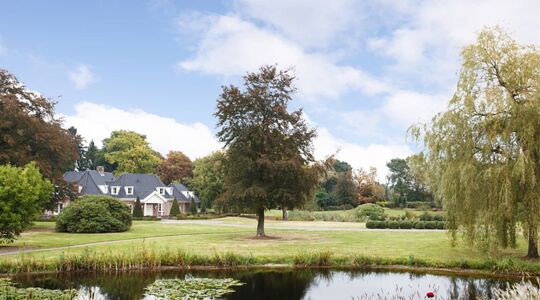 Illustratie voor: Luxury Living: Statig Landgoed op de Veluwe voor € 1.950.000
