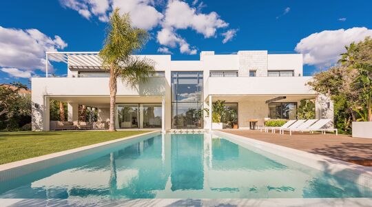 Illustratie voor: Nederlands Succes in Marbella: Essenza Living Winnaar “Beste Spaanse Villa”