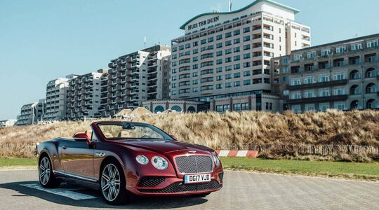 Illustratie voor: Auto review: De Bentley Continental GTC W12 is een flaunter van jewelste