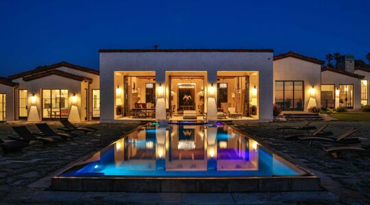 Malibu residence zuma beach Pure Luxe