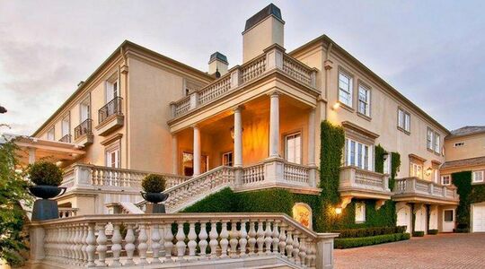 de bel air mcmansion Elon Musk Tesla Pure Luxe