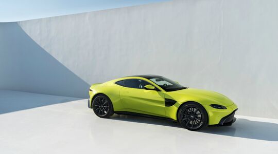 nieuwe aston martin vantage Pure Luxe