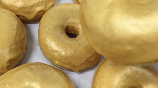 gouden proseccodonut bij drake's boutique Pure Luxe
