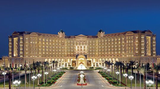Ritz carlton hotel Riyad is nu een gevangenis Pure Luxe