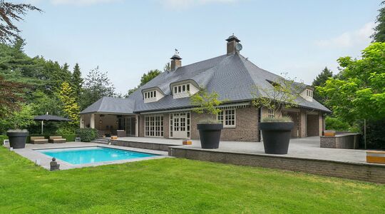 huis st agatha noord-brabant landgoed villa funda Pure Luxe