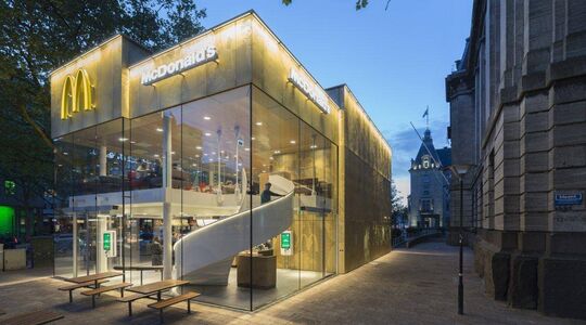 mcdonalds gebouw rotterdam mei architecten Pure Luxe