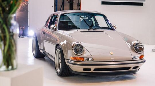 porsche 911 singer vehicle design amsterdam commission Pure Luxe