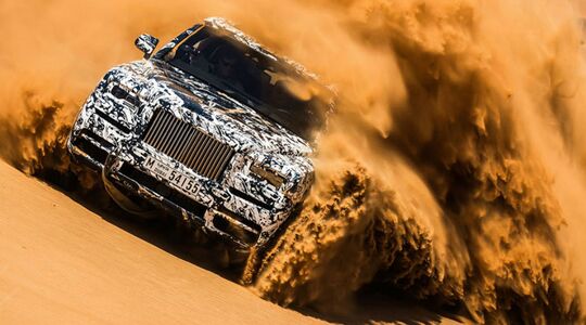 Rolls Roys SUV pure luxe 01
