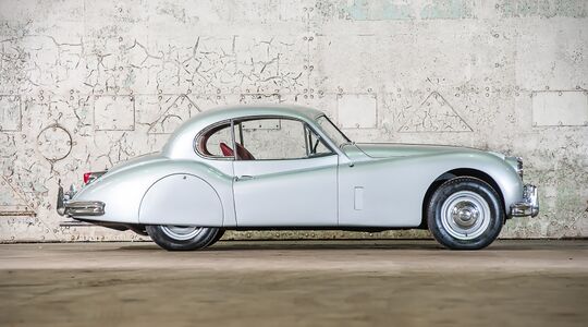 jaguar xk140 fixed head coupé duncan hamitlon pendine Pure Luxe