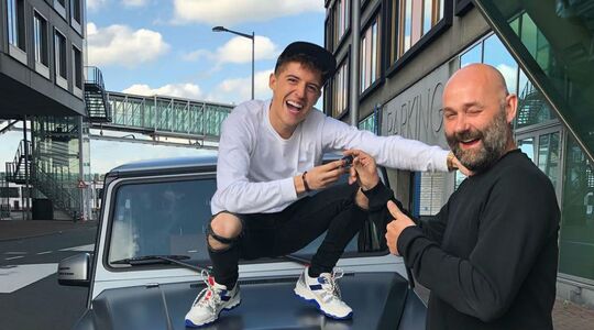 lil kleine auto mercedes-benz g-klasse g63 amg carlink Pure Luxe