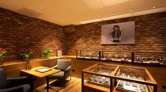 ORIS boutique amsterdam rokin flagshipstore Pure Luxe