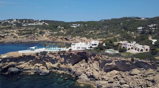 vakantievilla Ibiza wesley yolanthe sneijder Pure Luxe