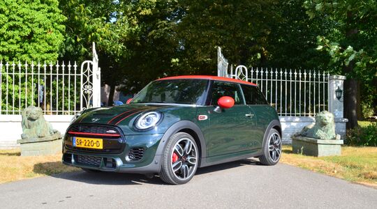 MINI Cooper John Cooper Works review Pure Luxe