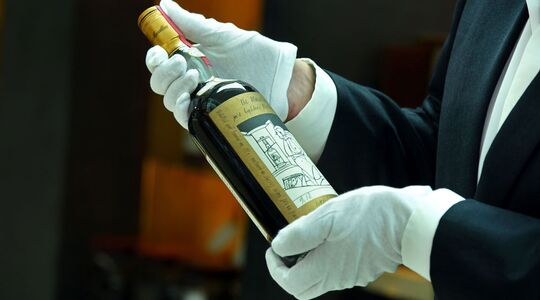 the macallan valerio adami whisky Pure Luxe