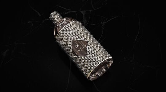 's werelds duurste parfumflesje Pure Luxe