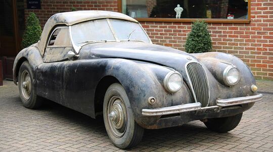 Jaguar XK120 Pure Luxe