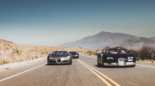 bugatti veyron onderhoud supercar hypercar Pure Luxe
